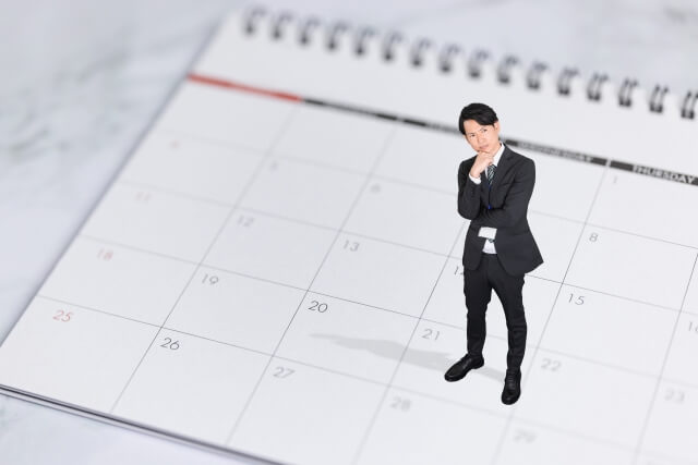 ウェディングプランナー業務委託の契約期間は？